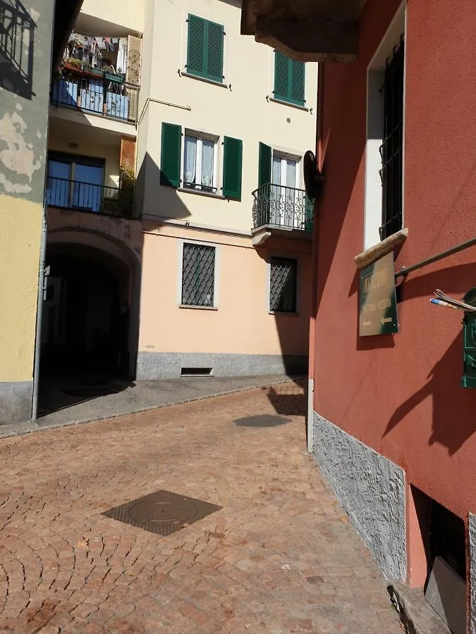 The Woman'S House 0*, Luino Italy